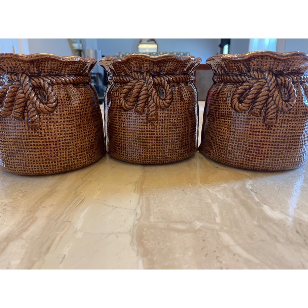 1978 Vintage signed Handmade Burlap Ceramic  indoor brown pottery Planter(1)